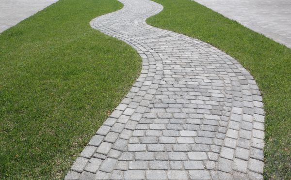 Cost of Paver Walkway Service in Vienna