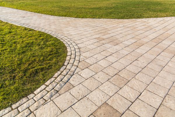 Cost of Paver Pathway Installation in Vienna