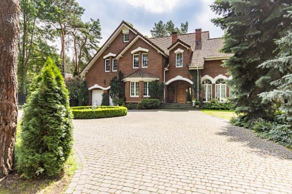 Cost of Driveway Pavers Repair in Vienna