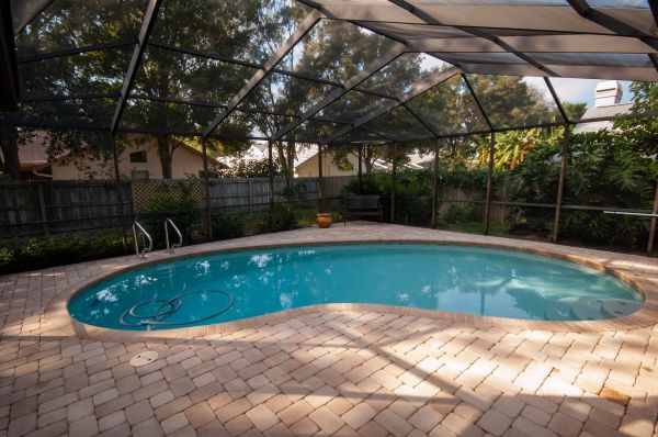 Cost of Pool Area Paving in Vienna